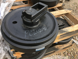 Колесо направляющее PC200-7/PC200-8/PC220-7/PC220-8 HSB (Ленивец)
