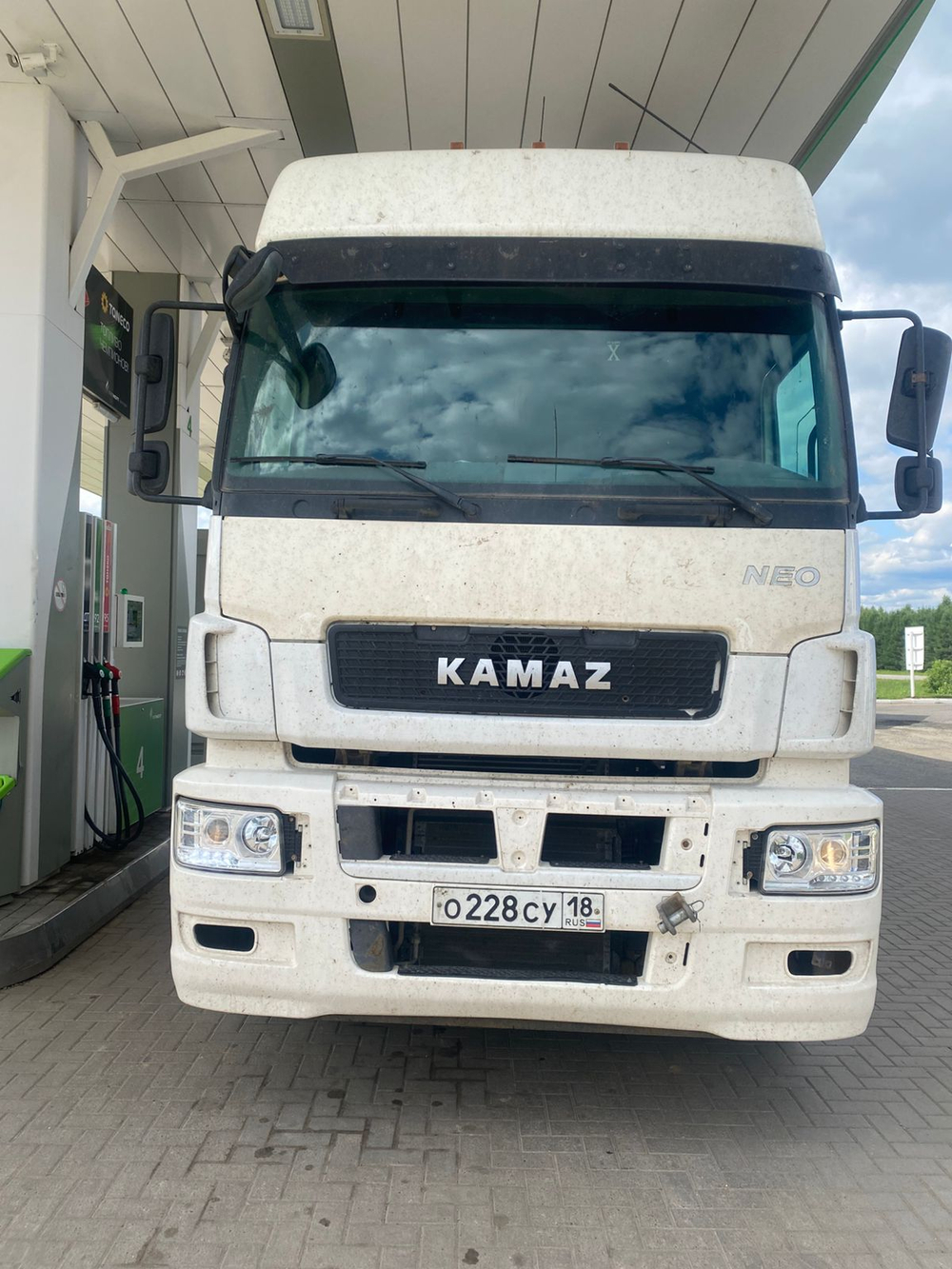 КамАЗ 5490 4x2 Седельный тягач 5490-S5 (Дизельный, 12,0 л, 401 л.с., АТ)