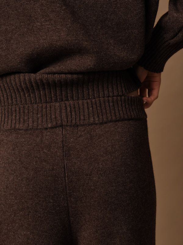 458457-8100 Костюм женский, шоколадный