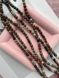 Нить бусин из яшмы 6,5мм