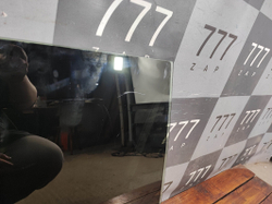 Стекло двери задней правой Toyota Land Cruiser 200 07-21 Б/У Оригинал 6810360460