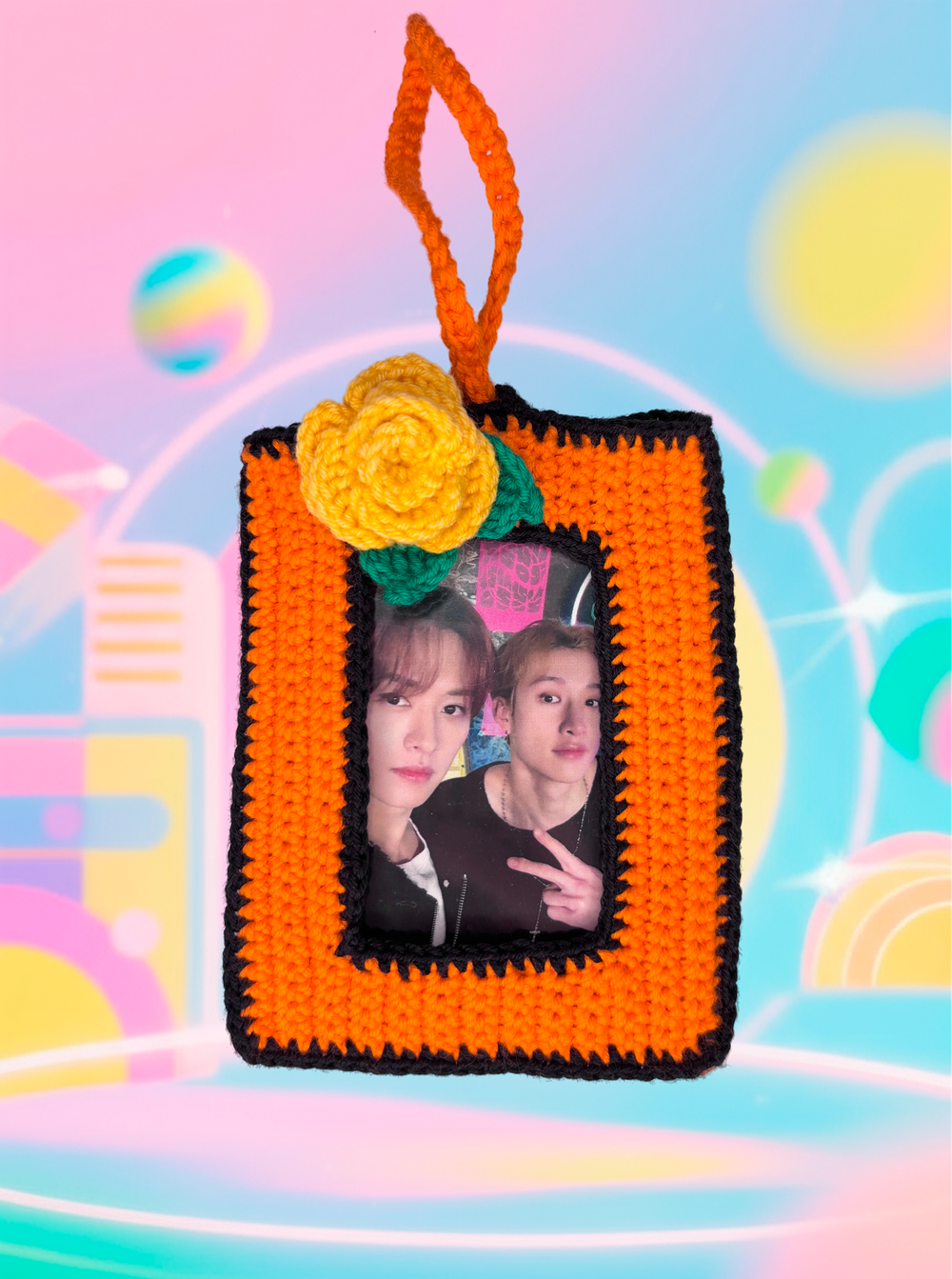 Картхолдер (вязаный) оранжевый с розочкой