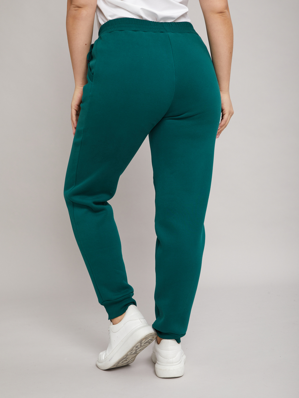 Костюмы с брюками КБофн-042/изумрудный