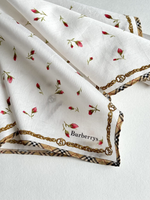 Платок белый с розами Burberry