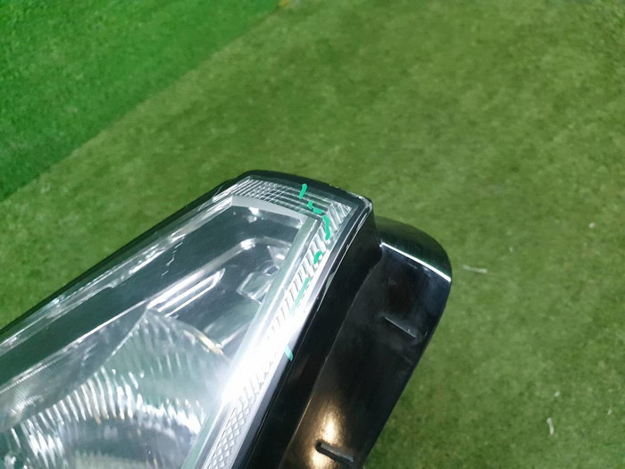 Битая Фара правая Ford EcoSport (2012-2018) галоген