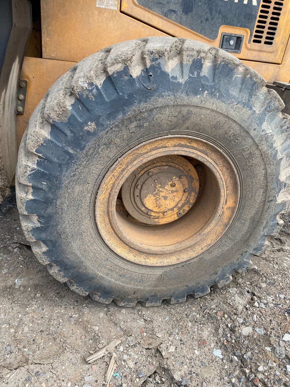 JINGONG JGM* Фронтальный погрузчик JGM757K (Дизельный, 9,7 л, 220 л.с., АТ)