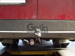 Фаркоп оцинкованный Galia M035A для Mercedes Sprinter Classic 2013- со ступенькой, Mercedes Sprinter 1995-2006, Volkswagen LT 1995-2006(паспорт и сертификат в комплекте)(без электрики)