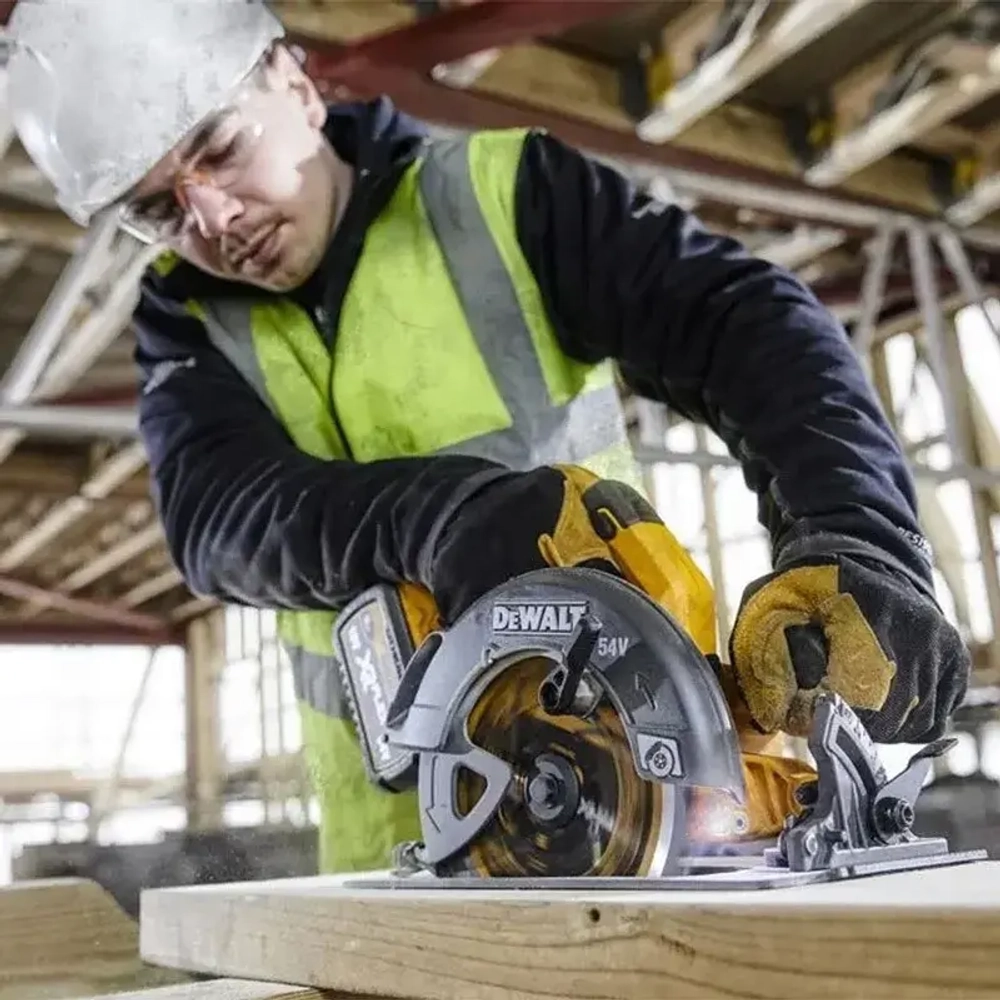 DeWalt DCS578N циркулярная пила (без АКБ и ЗУ)