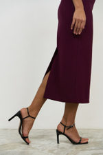 Платье силуэтное