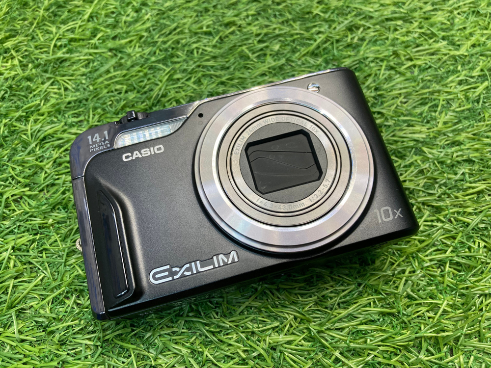 Casio Exilim EX-H15