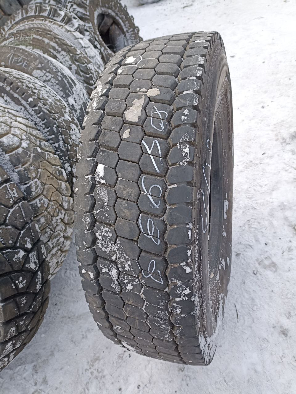 315/80R22.5 Kama NR201 шина б/у
