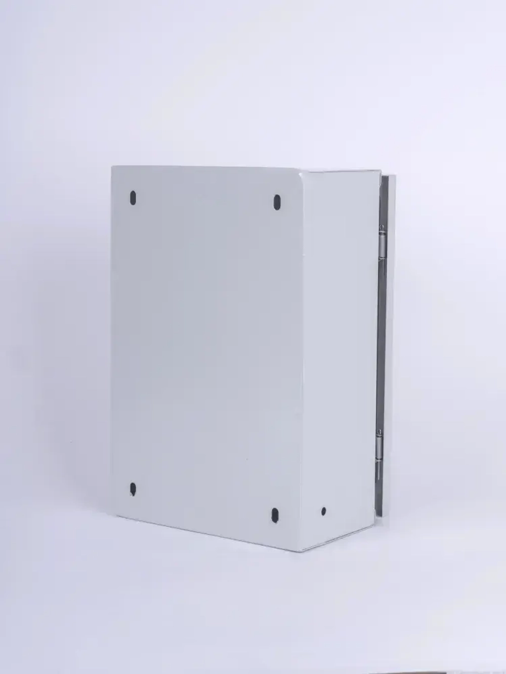 ЩУН-1х6 (300х200х125) IP54. Увеличенный под электрический счетчик и автоматические выключатели до 6 модулей Щит учетно-распределительный навесной ЩРУ 1Н6 IP54