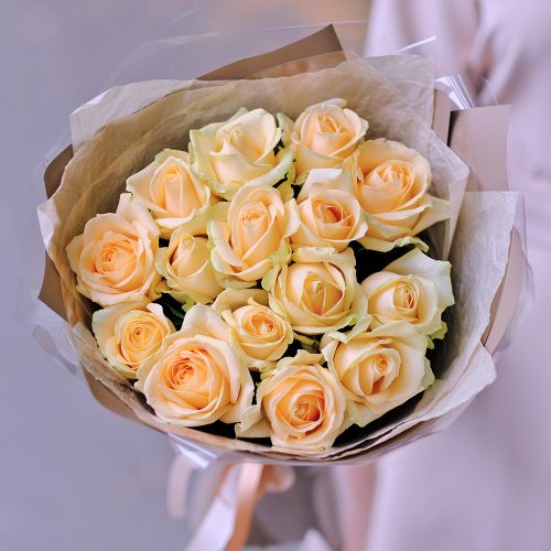 Купить Нежный букет 15 персиковых роз Peach Avalanche