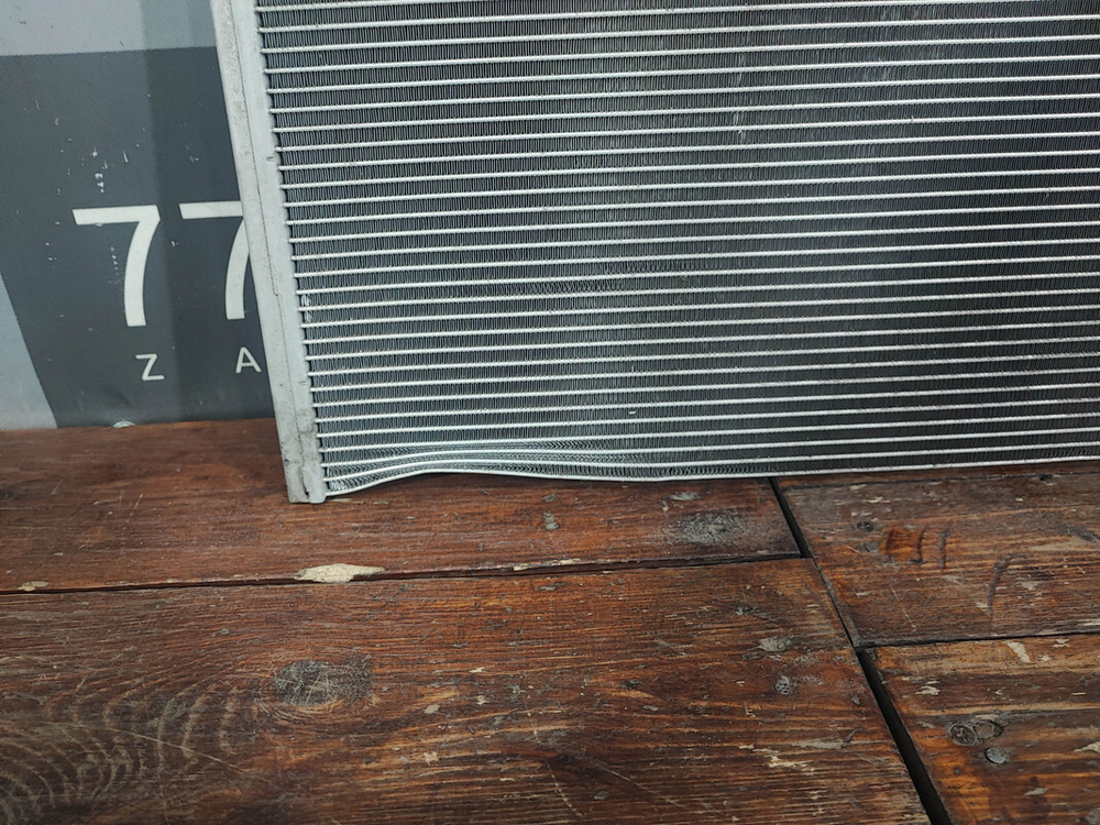 Радиатор дополнительный MB C-Class (W205) 14-23 Б/У Оригинал A0995002003