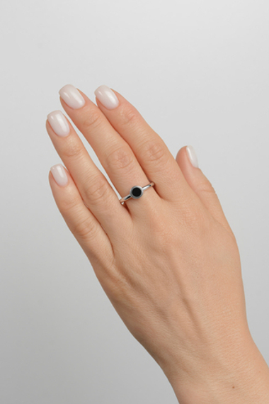 Кольцо из серебра с черной эмалью