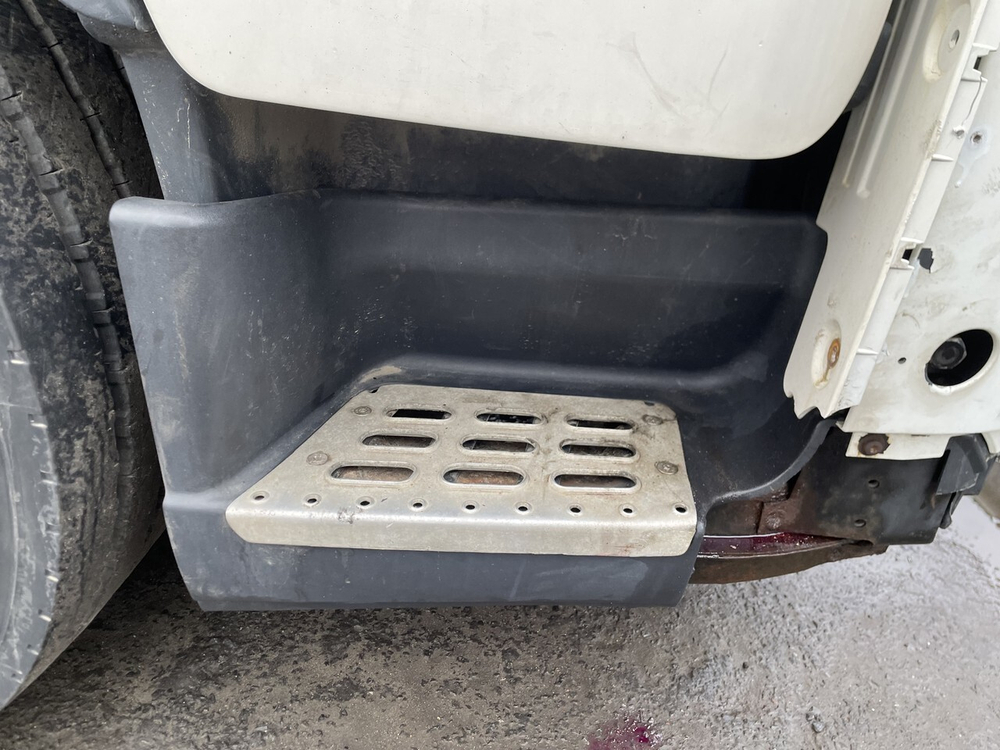 Бампер в сборе ноускат