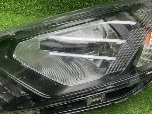 Фара левая Lada Granta (2018-н.в.) галоген