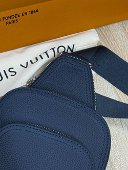 Сумка-слинг Louis Vuitton