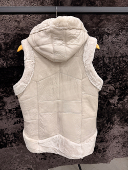 Жилет из натуральной овчины. С капюшоном, 56 Размер