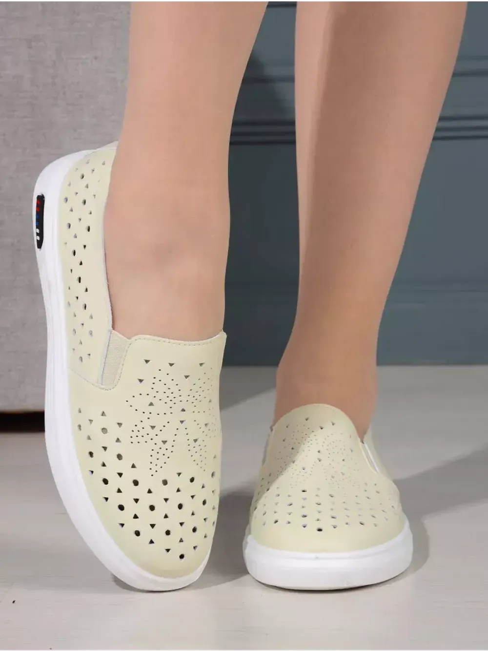 Мокасины летние с перфорацией