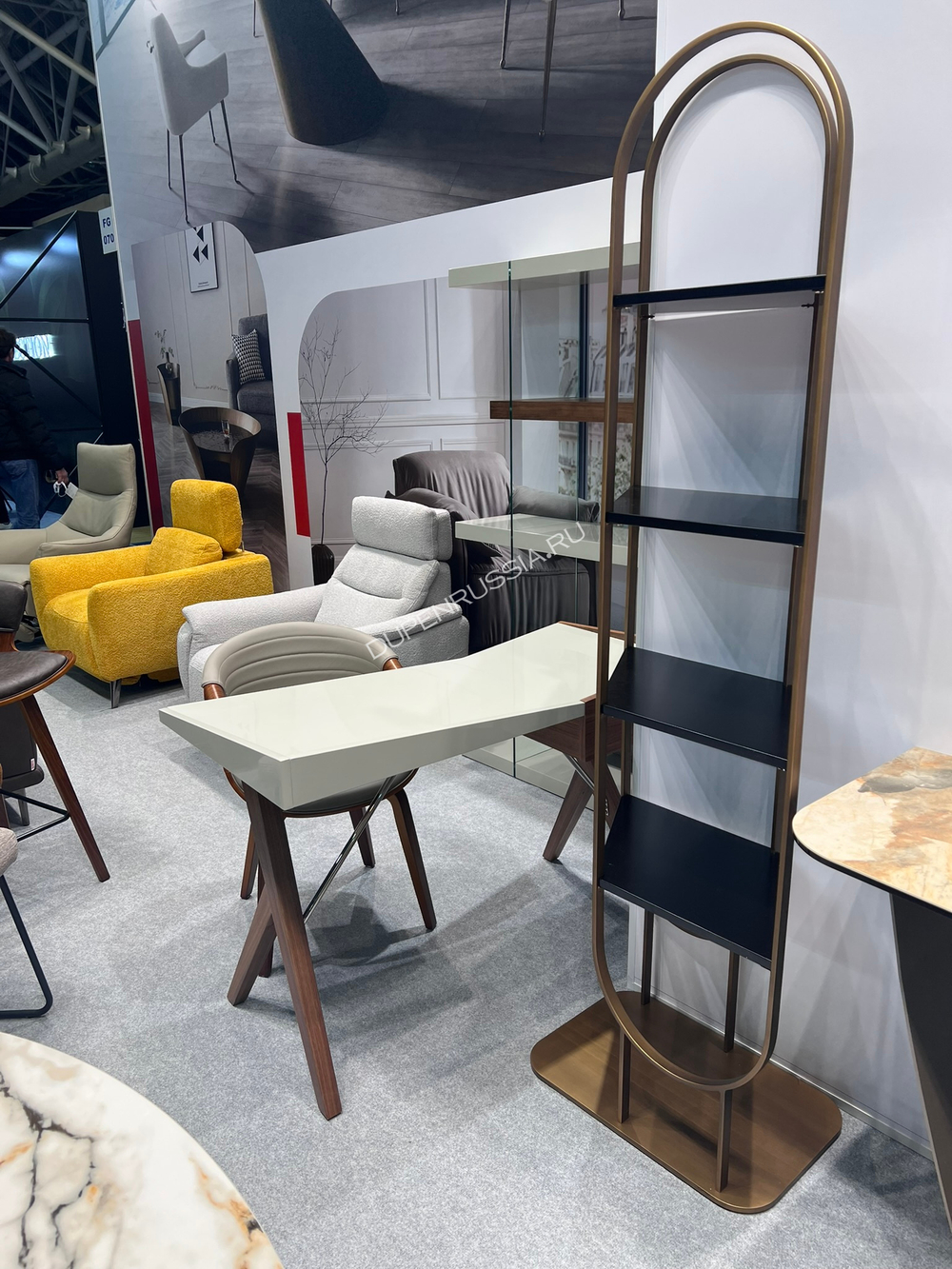 Стеллаж ST3096 матовая бронза/черный