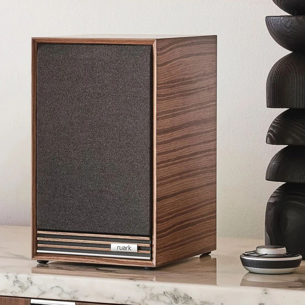 Полочная акустика Ruark Sabre-R Fused Walnut
