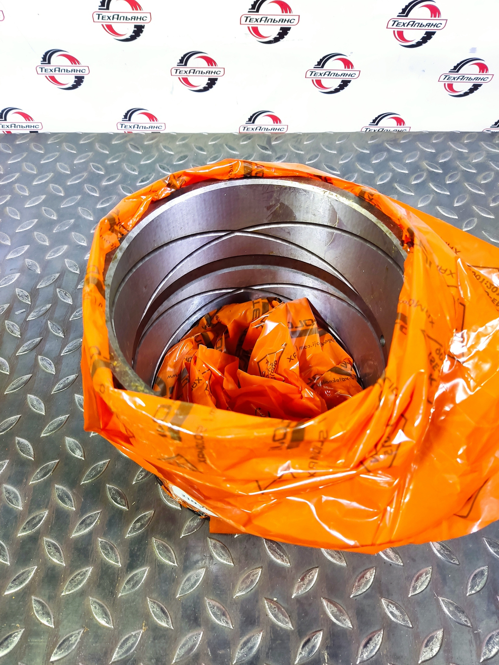 Втулка 21N-70-31160