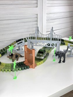 Автотрек гибкий 210см с аксессуарами (200803587)