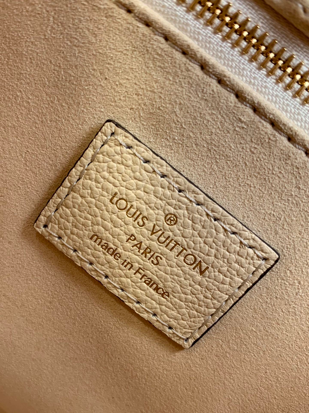Louis Vuitton Onthego PM
