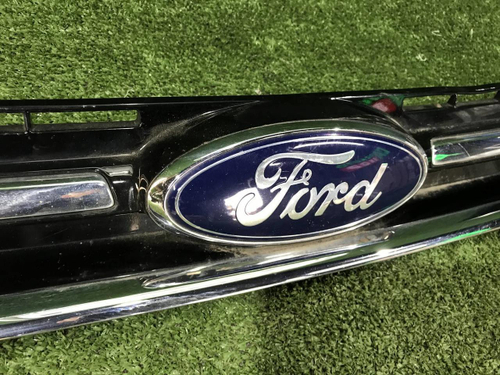 Решетка радиатора Ford Kuga 2 (2012-2016)