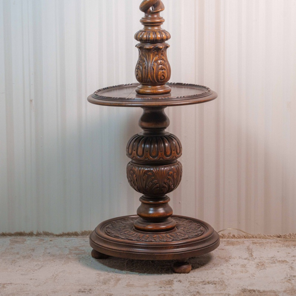 Антикварный торшер со столиком