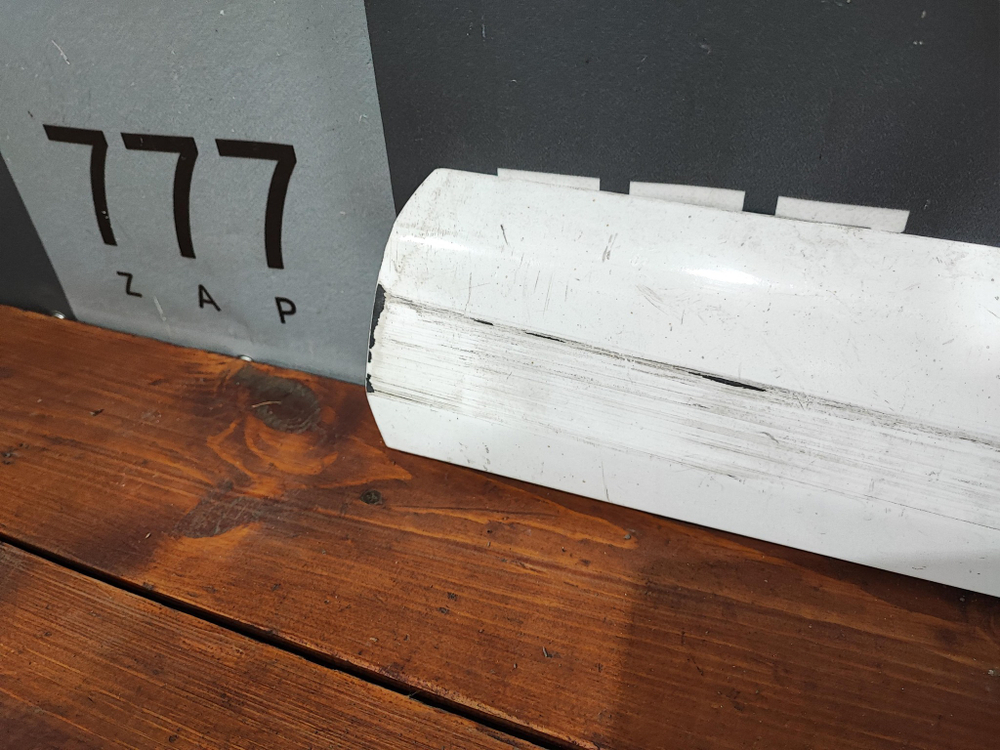 Накладка двери передней левой Berlingo 2, Partner 2  Б/У Оригинал 9681648577