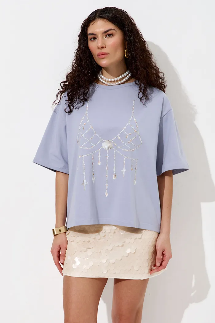 Футболка с принтом "Жемчужный бра" лавандового цвета