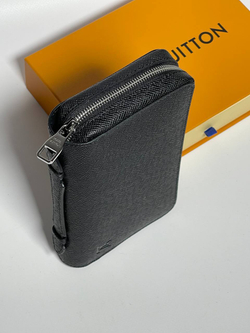 Барсетка Louis Vuitton