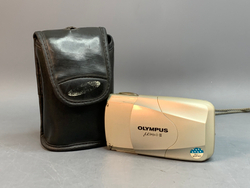 Olympus MJU II сразу выключается после включения