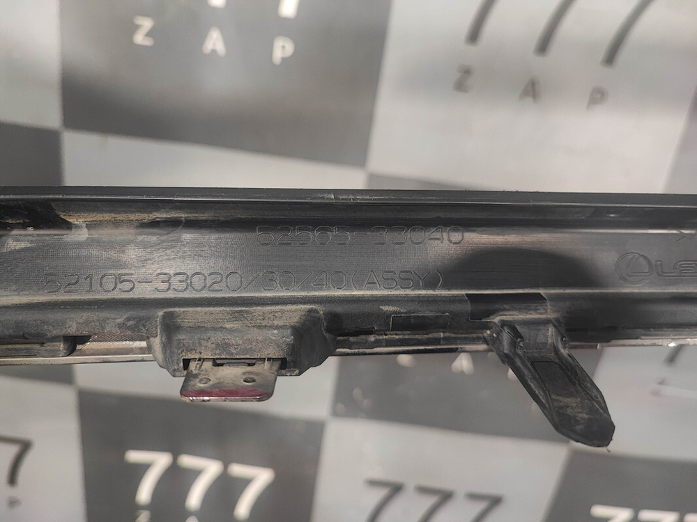 Накладка заднего бампера Lexus ES 7 18-нв Б/У Оригинал 5210533020