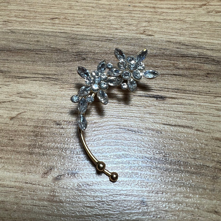 Серьга-кафф 2 цветка с листьями кристалл цвет серебристый металл золотистый