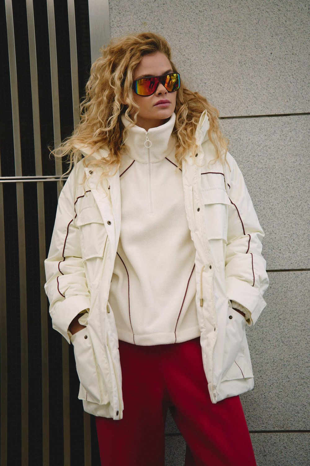 Парка демисезонная с контрастным кантом "Молоко" женская