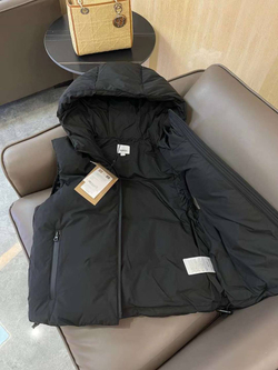 Жилет Brunello Cucinelli