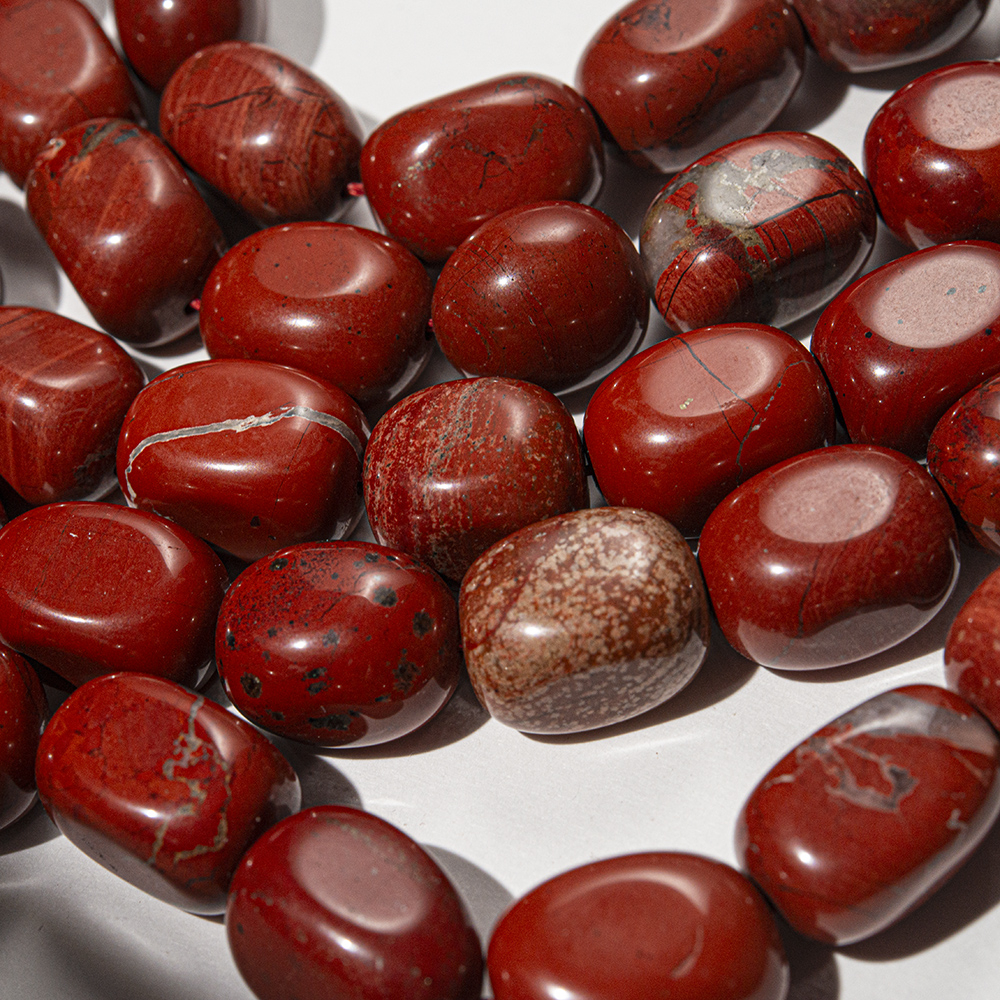 Яшма красная натуральная, фриформ 15-18мм