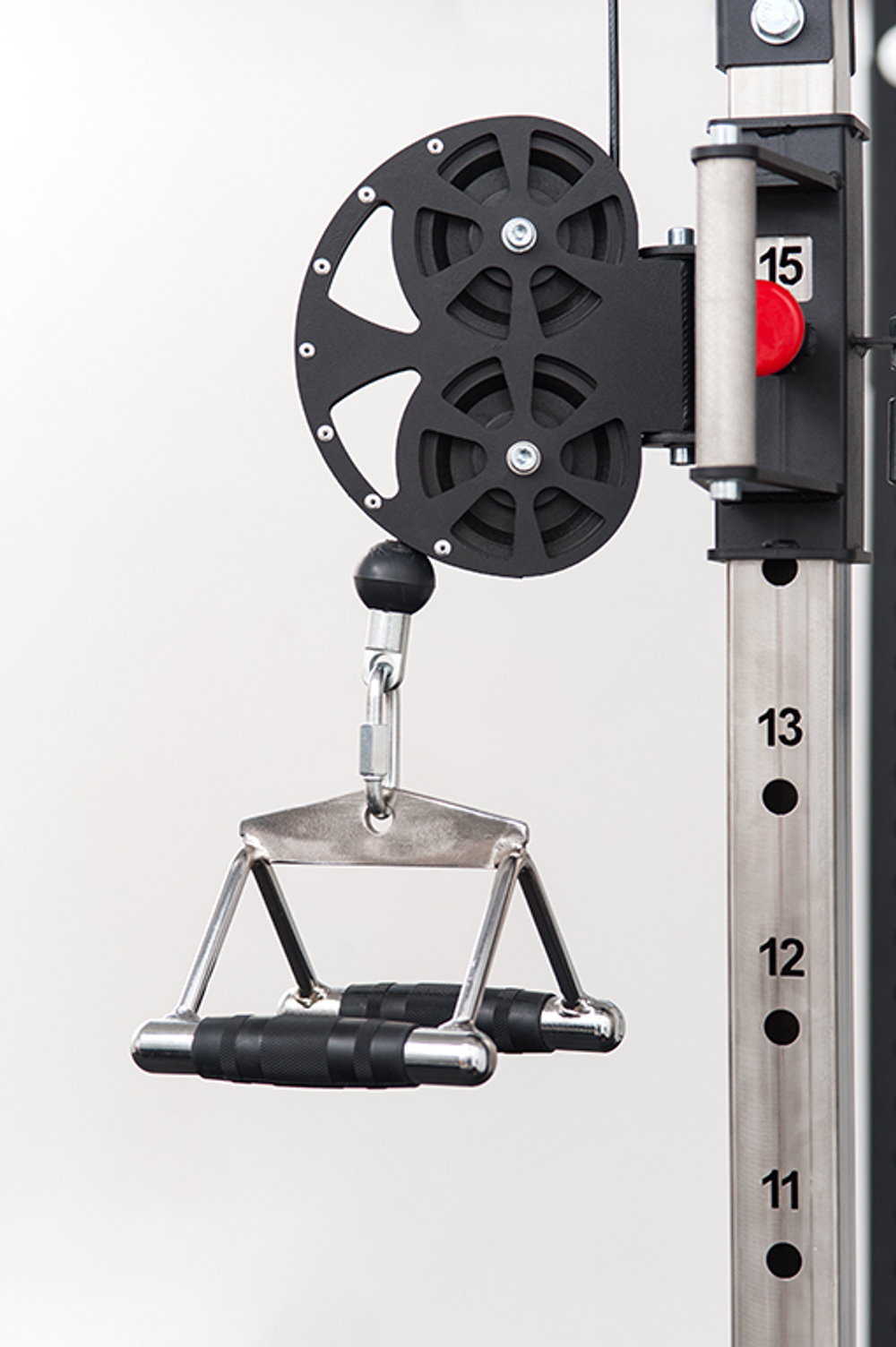 Рукоятка для тяги к животу (узкий параллельных хват)