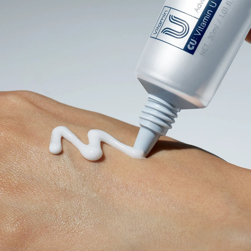 CUSKIN Vitamin U Hand Veil Cream антивозрастной крем для рук с витамином U и пептидами
