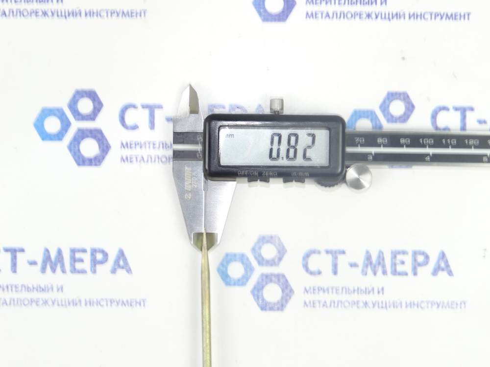 Отвертка шлицевая плоская (минусовая) 250х4.2х0.8мм (Карболитовая ручка) СССР