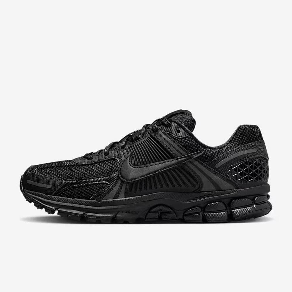 Nike Zoom Vomero 5 Triple Black