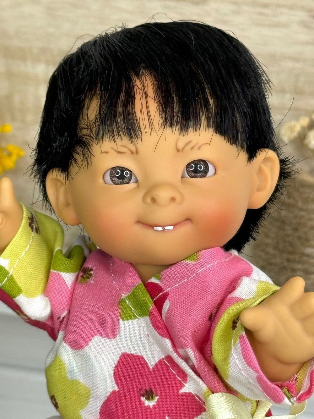 Кукла LAMAGIK виниловая 18см Gestitos (10000U6)