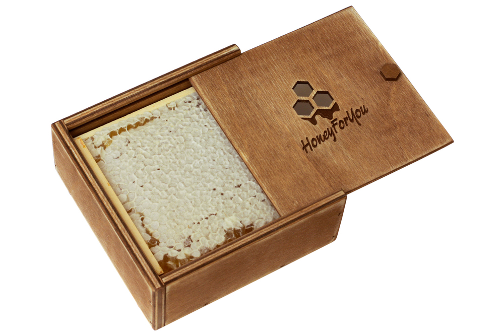 Мед в сотах HoneyForYou в подарочном деревянном пенале