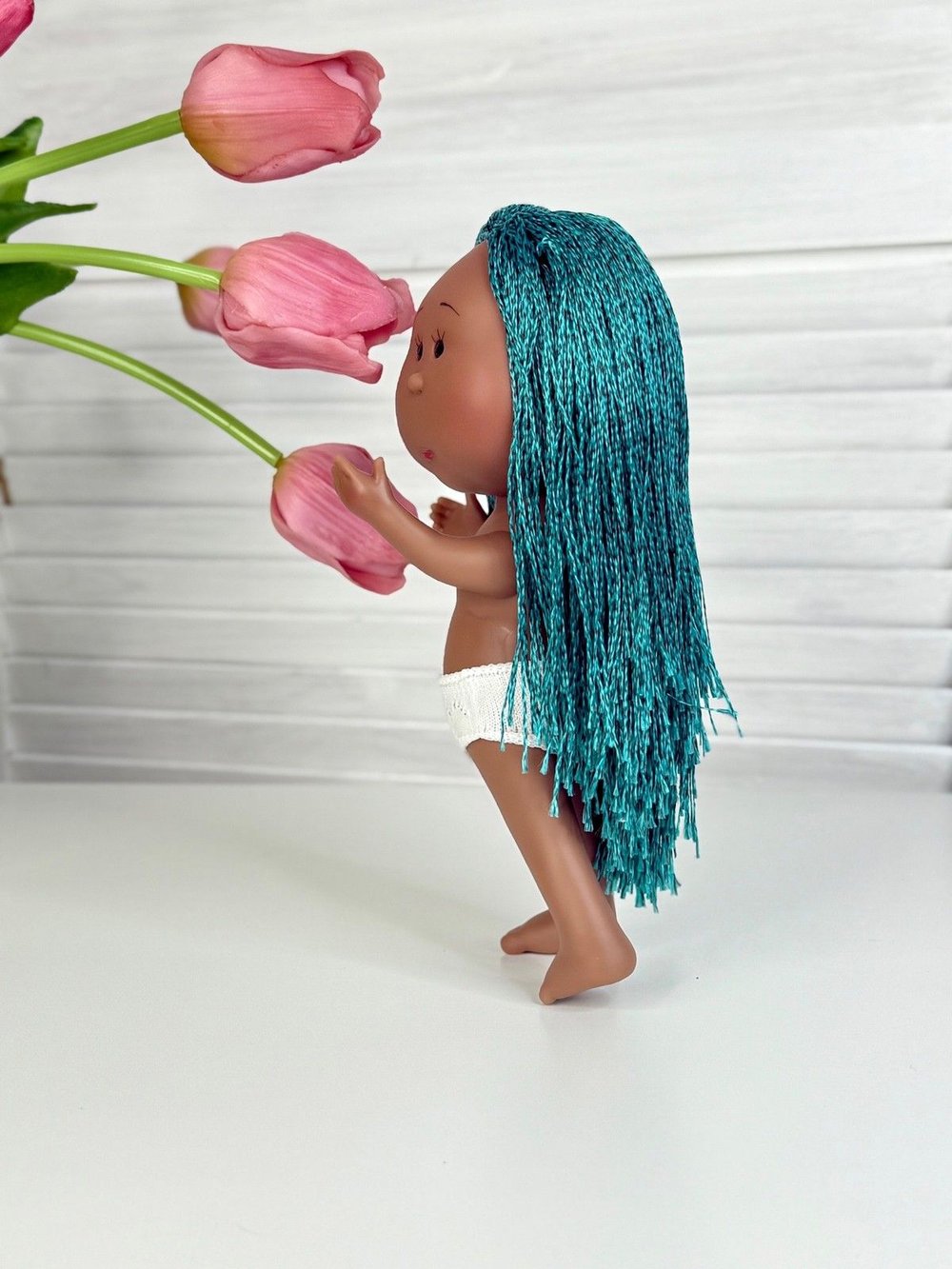 Кукла Nines виниловая 23см Little Mia без одежды (3199WN6)