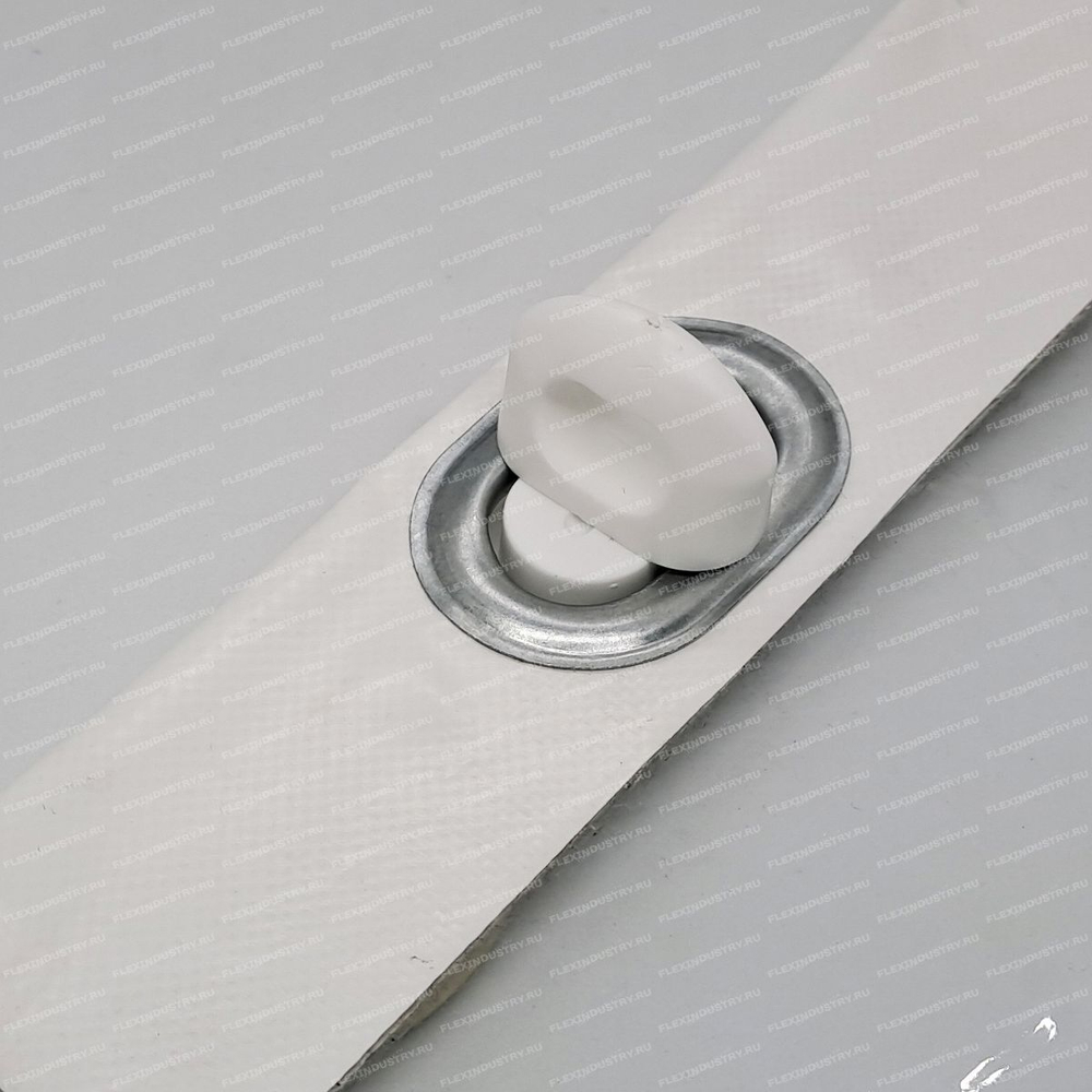 Скоба поворотная пластиковая h17