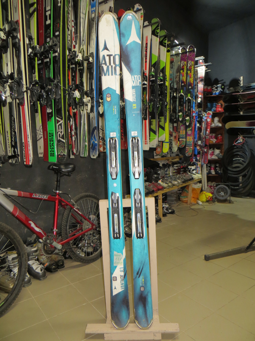 Новые лыжи Atomic Vantage 83 размер 181