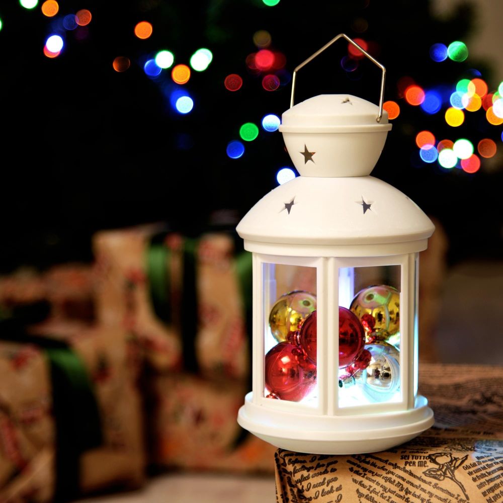 ULD-L1220-010-DTB-RGB WHITE Фонарь со светодиодной гирляндой внутри. на батарейке не в-к. 10 светодиодов. RGB свет. Режим мигания. Белый корпус. TM Uniel.